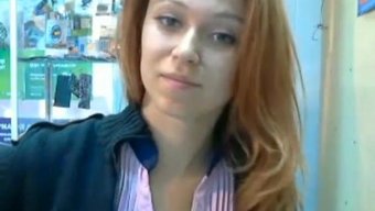 穿着丝袜的有趣女孩自慰
