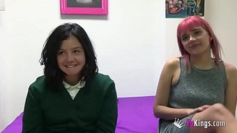 丰满的欧洲棕发女郎a...