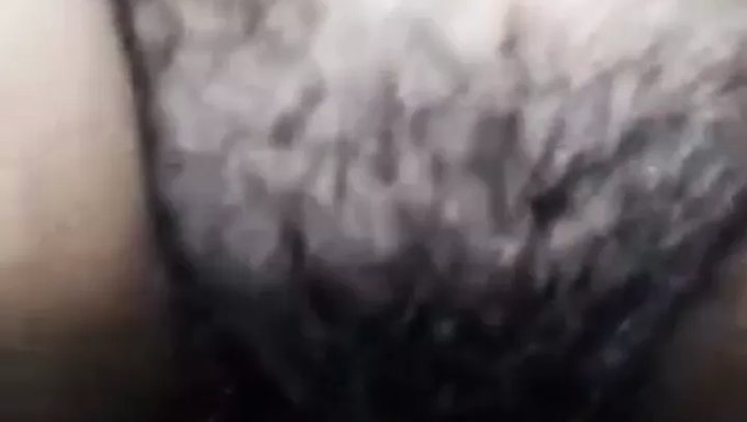真正的18岁女孩第一次体验口交