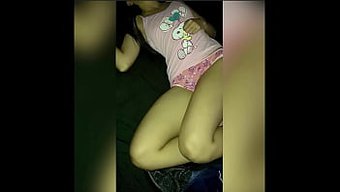真实的自制视频,我抚...
