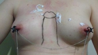 把我的乳头拉到极限