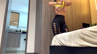 拉丁美女健身模特为健...