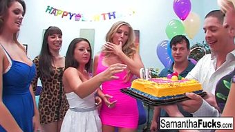 裸体samantha...