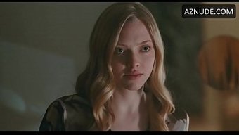 著名女演员amand...