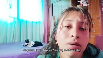 大屁股的拉丁裔继妹给...
