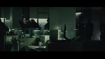 与惊人的女人的激烈性爱