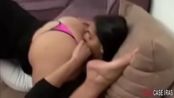 女同性恋女主人享受肛...