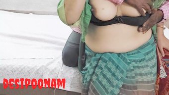 印度少女的乳头被激起...