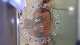Max The Po...