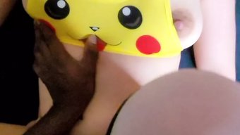 18岁的欧洲小胸部女...