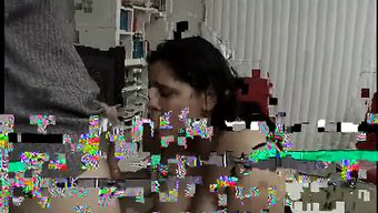 少女(18+)大胸部...