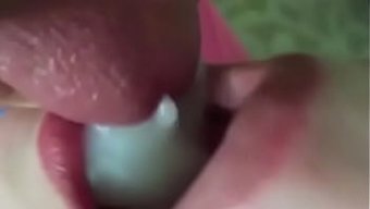 口爆:红发女郎的射精冒险