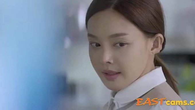 亚洲宝贝的肛交冒险,舔和肛交游戏