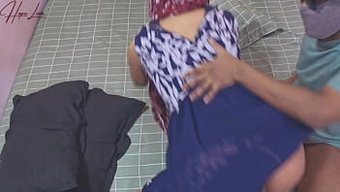 我的继妹和我进行了热...