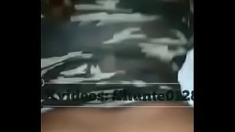 大屁股的黑人母狗在自...