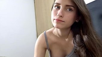 害羞的继妹体验强烈的...