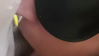 口交呕吐:美丽的业余...