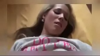 与捷克美女的群交摇摆