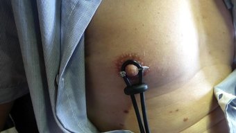 体验大乳头和阴茎的终...