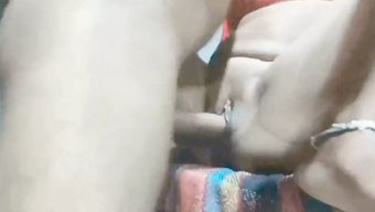 少女18+被她紧绷的...