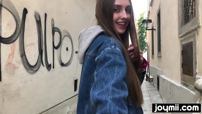 Lena Reif的大鸡巴迷恋是必看的