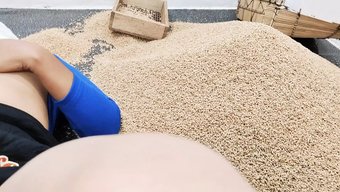 少女(18+)在户外...