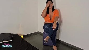 面部射精期间的真正高潮