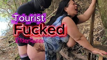 一只火辣的美洲狮和她...