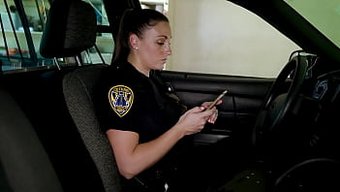 金发熟女被一群内射者...