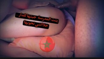 美丽的阿拉伯熟女被大...