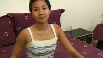 亚洲复古美女被一个懒...