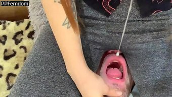 女王踩踏、骑脸,Li...