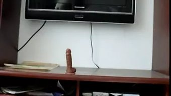 看著美麗的中國女孩自我愉悅