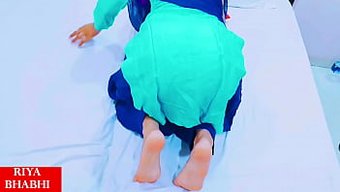 继兄的诱惑导致继妹露...