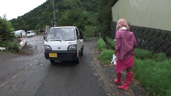 口交和舔阴部,日本扭动