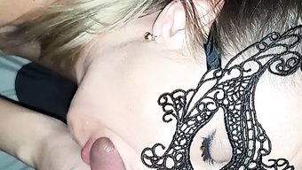 大屁股少女和熟女爸爸...