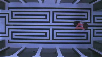 观看维多利亚·维特里...