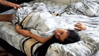 我的继妹的大奶子和大...
