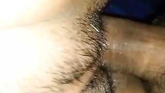 新婚夫妇的热门色情视频