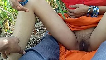 印度夫妇在户外进行印度性爱