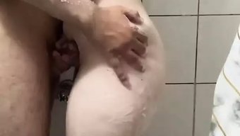 业余自制妻子的小乳房...