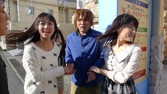 日本美女朝仓小美和她...