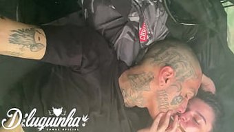 我在一个狂欢派对上做...
