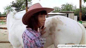 这个户外视频中的口交...