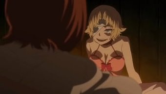 一个金发恶魔女孩在一...