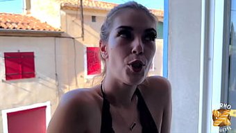 淫荡的法国女人在三人...