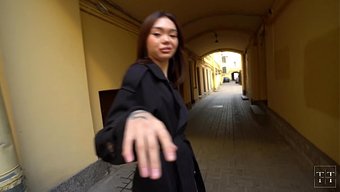 一个大学生和一个神秘...