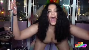 大奶拉丁美女在pov...