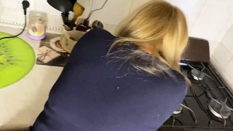 18+大学生在diy...