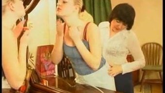 少女女同性恋(18+...